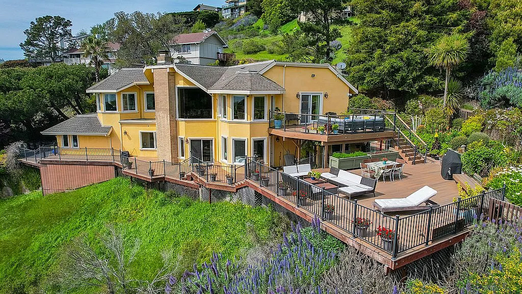 Exterior Remodel – Mountain View